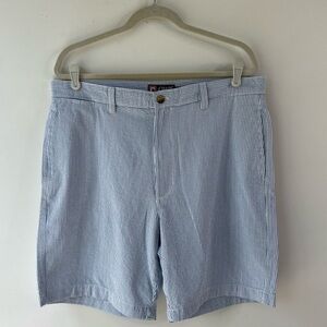 Chaps Men’s Blue and White Striped Flat Front Preppy 100% Cotton Shorts size 36